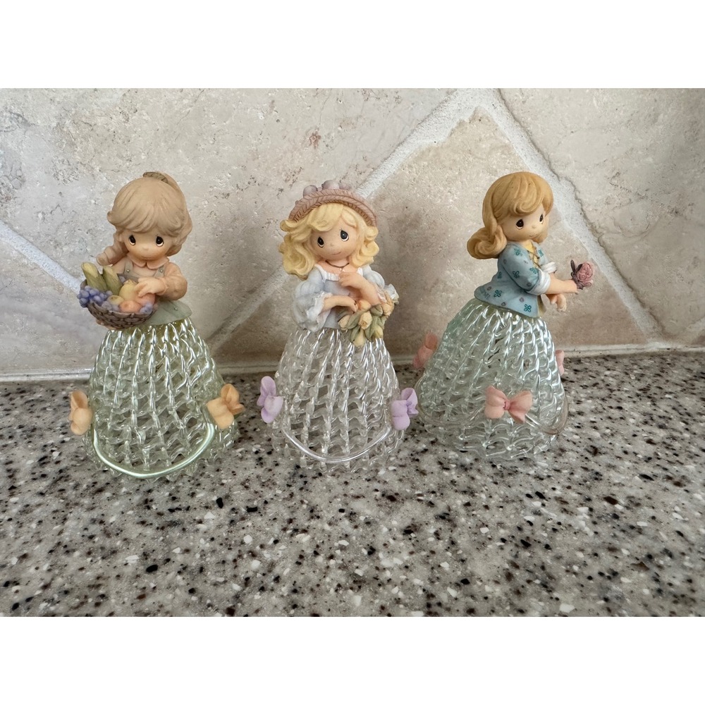 Precious Moments Four Seasons Spun Glass‎ Figurines Set of 3 Girls Woven Skirts